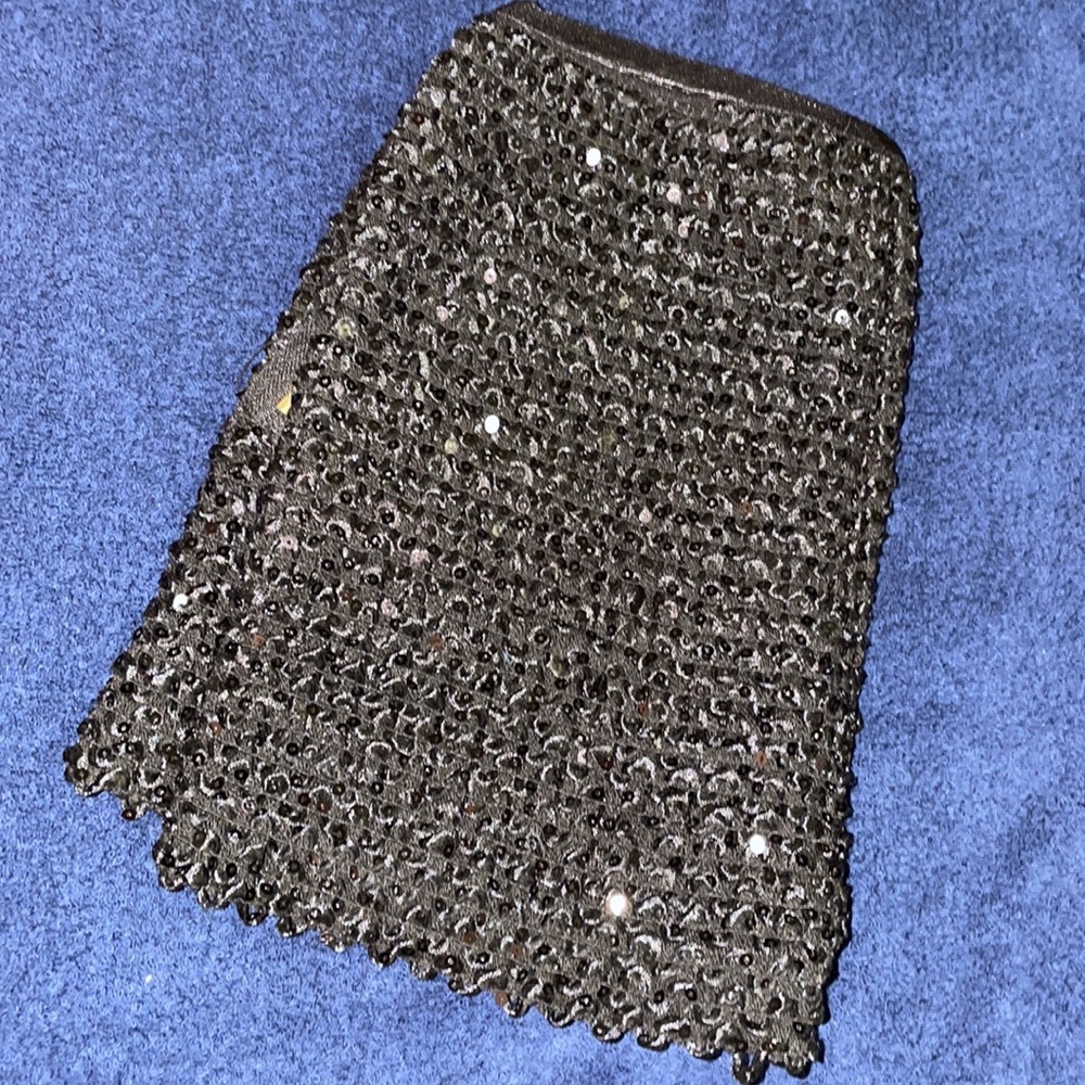 Mini shorts - Picture 3 of 3